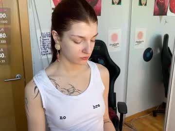 Shybella_girl, 19 years old, Here I am // All goals completed! Thanks to all tippers! #new #skinny #teen #smalltits #goth, webcam photo