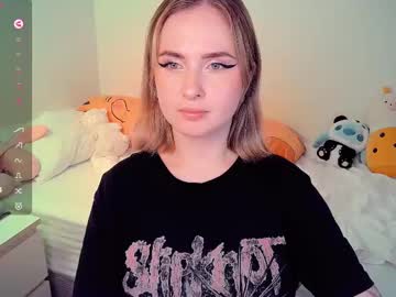 shyfoxxxy - Live Nude Girls - Chaturbate Cams