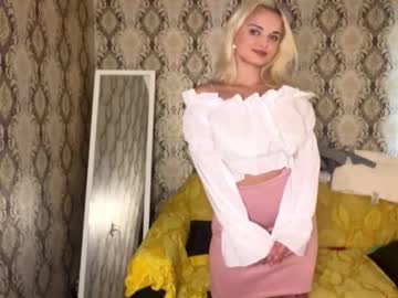 Siennavice69, 19 years old, Hello,I'm Eva this is my first time here and I'm a  shyyy// GOAL: lower skirt// #blonde #shy #new #smalltits #young [131 tokens remaining], webcam photo