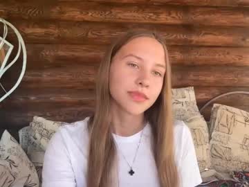 Silky_glow_heat_patpat, 18 years old, Goal:"Bite lips  "  Hi......I Marie.In my name there are as many secrets as in the room, let's solve them #shy #new #18 #Cute #natural [0 tokens remaining], webcam photo