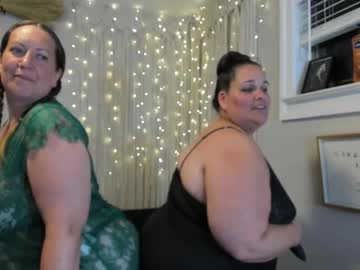 Live Milf Sillyfidget3 - Hot Milf Cams