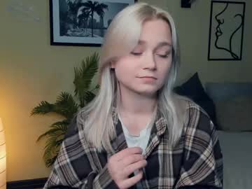Silviagillingham, My goal: Lift my hair up ? #teen #new #shy #skinny #18 [0 tokens remaining], webcam photo