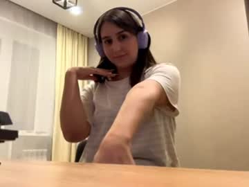 Simapickford, 19 years old, I'm Rose. Welcome in my room . My goal:  Massage boobs  #new #shy #cute #bigass #bigboobs [35 tokens remaining], webcam photo