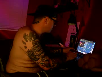 Hairy cam model Sir_switchalot live now