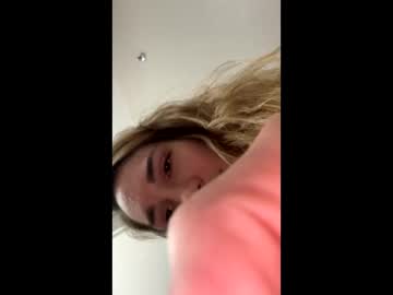 Slipperysav, Get me naked?? #fatpussy #young #fun #thin #fullynude #fingerfucking #tiny, webcam photo