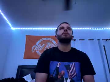 Hairy cam model Snawy21 live now