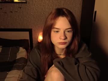 Feet Cams Live model Solitude_place, age 23 streaming Foot Fetish VR
