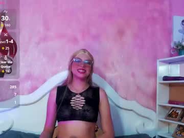 Sophia_arevalo_ • bigboobs21y • Cundinamarca, Colombia • public
