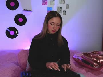 sophie_collins13 - Live Nude Girls - Chaturbate Cams