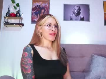 Sophiiecums, 26 years old, oil on ass [193 tokens left] Im horny and home alone ?Follow me @call.mesophiie #New #deepthroat #anal #bigass, webcam photo