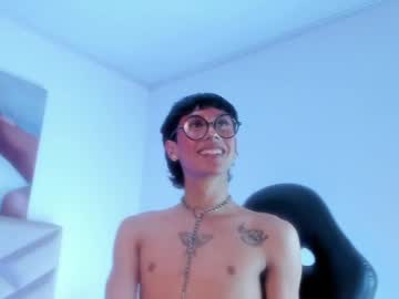 Soro_lovelyboy big cock cam stud 19 yrs streaming live