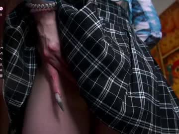 Sorrymamo, 19 years old, GOAL: Tease my skirt in doggy pose [14 tokens remaining] Nicole 19yo, top tier tight pussy, make me lose my mind with your vibes! #squirt #lovense #18 #teen #dildo, webcam photo