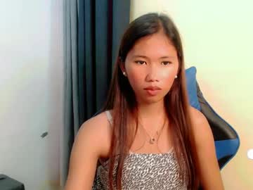 Skinny Asian cam girl Spank_me_old_guy live in HD