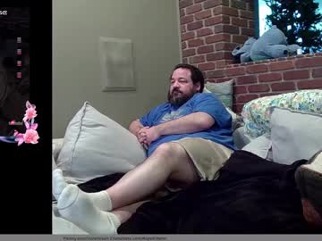 Squirting cam girl Ssjoeloc live now