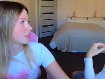 Recommended: stefany_and_bettany