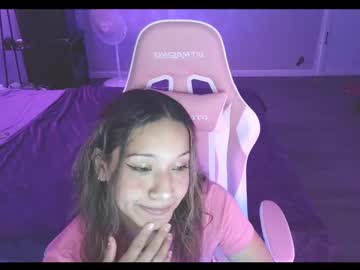 Squirting cam girl Stella_mayyy live now