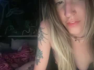 Strawberrydaydreamz • tinytits33y • California , United States • public