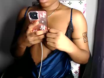 Succulent_tits • ebony24y • wonderland • public