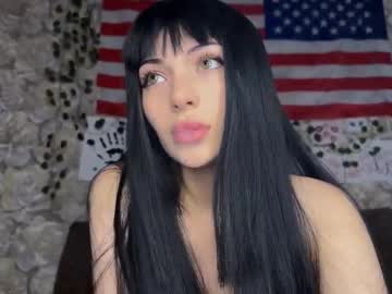 Sweeet_strawwberies, Welcome to my room! - Goal: put on red stockings [11 tokens left] #new #bigtits #18 #bigboobs #young, webcam photo