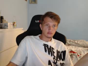 Live twink cam Sweeetcharm, age 21 yrs nude and streaming
