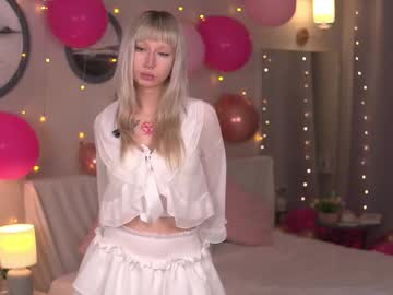 Sweetie_treatie, 18 years old, Show tongue and to imitate a snake | A shy smile, soft lips, and hidden thoughts you’ll want to uncover. Dare to get closer? ? #bigboobs #18 #new #shy #blonde [5 tokens remaining], webcam photo