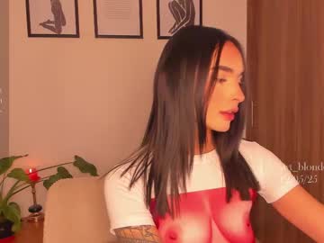 swt_blonde - Live Performer