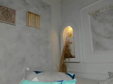 tahira_21 - Live Performer