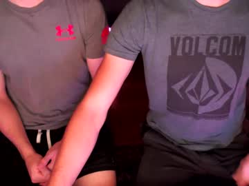 Live cam performer Talkaboutt streaming now