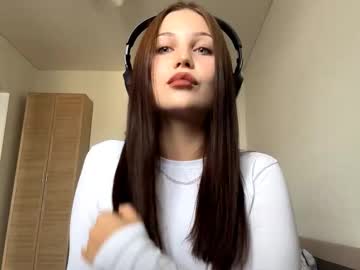 Tashinalybarger, 18 years old, Show close up my eyes  #shy #teen #cute #new #18 [25 tokens remaining], webcam photo
