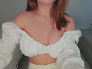 Teake21, 19 years old, GOAL: hand bra [42 tokens remaining] PVT OPEN! Hey, my name Kate! #shy  #student #18  #bigboobs #bigass, webcam photo