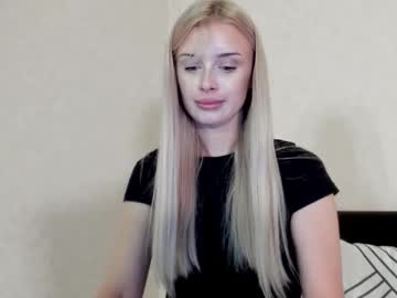 Tenderlyalissa, 20 years old, Lovense Lush on - Interactive Toy that vibrates with your Tips #lovense #blonde #18 #new #naked, webcam photo