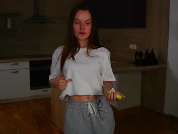 Teofilafigler, 18 years old, Goal - air kiss | Hello Chaturbate, i am #new here and this is my first day. My name is Emily, i am #petite and very #shy to show myself because i am only #teen my age is #18?. [6 tokens remaining], webcam photo