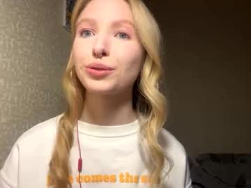 Tequilaschlabach, 18 years old, GOAL play my cute hair  #18 #shy #new #cute #blonde [21 tokens remaining], webcam photo