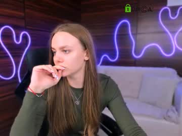 Tessa_hit, 22 years old, GOAL: make me happy [928 tokens remaining] Welcome to my room! #shy #pvt #brunette #18 #new, webcam photo