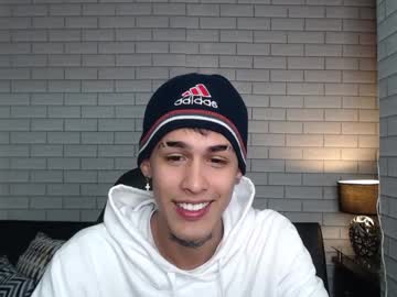 Thiago_hard big cock cam stud 21 yrs streaming live