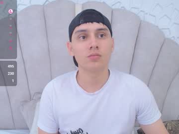 Thomasevans_vc, 20 years old, Heeyyy! :) ** EXAMPLE ** fitness beginner eager to play with you #bbc #bigcock #muscle  #18  #daddy, webcam photo