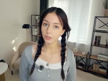 Titi_funny, show my today outfit?! Im Megan...first steps:) #18 #new #shy #skinny #teen [0 tokens remaining], webcam photo