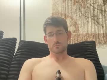 Live gay cam model Tmone86xxx streaming now in HD