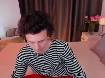 Live twink cam Tom_williamse, age 19 yrs nude and streaming
