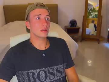 Live gay cam model Tommy_cumfinger22 yrs streaming now in HD