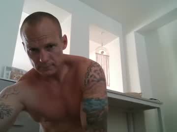 Tommygunsfit • exercise • California, United States • public