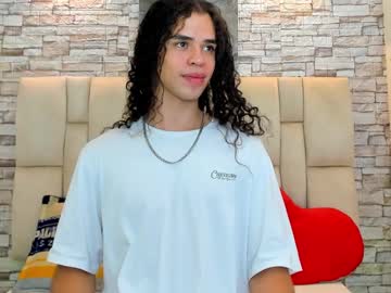 Muscle cam star Ton_tyler, 22 yrs