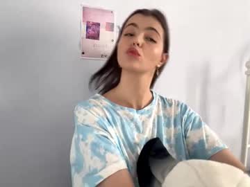 Trangarlick, 18 years old, Goal:?lick my finger? Hi, I'm new here. Let's have fun together #new #shy #18 #cute #bigboobs [31 tokens remaining], webcam photo