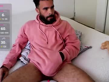 Hairy cam model Treborshunter live now