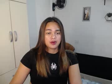 Skinny Asian cam girl Ts_yannysmith live in HD