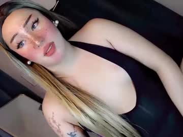 Tsgirl_julian69 big cock cam stud streaming live