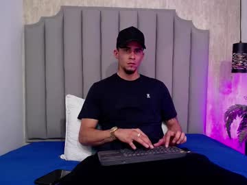 Tygaporn big cock cam stud 24 yrs streaming live