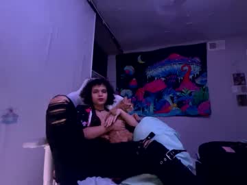 Tyra_liana • smalltits23y • Paradise • public