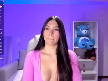 Udreamgrl_ • latina • In your dreams ? • public