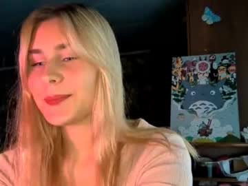 Undelrosario, 18 years old, GOAL>Air kiss< #new #18 #blond #cute #shy [0 tokens remaining], webcam photo